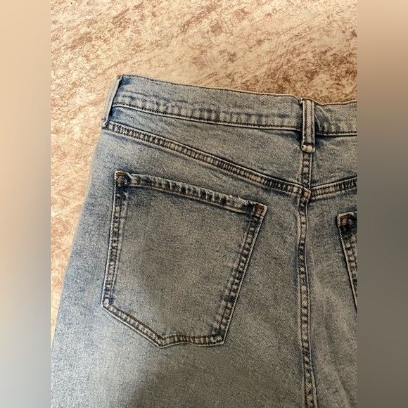 Jessica Simpson Zinnia Distressed Women’s wide leg Jeans— Size 14 - Picture 8 of 8